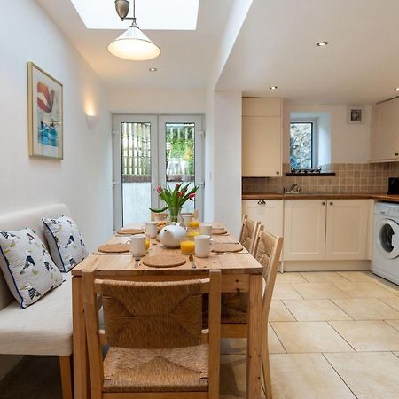 24 Rosemary Lane Villa Бiuмарис Екстериор снимка